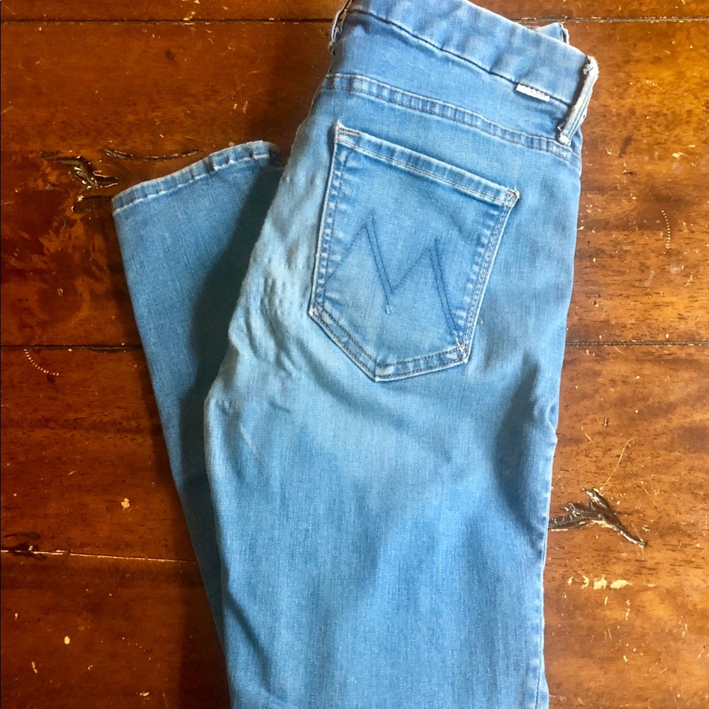 MOTHER high waisted looker crop size 27